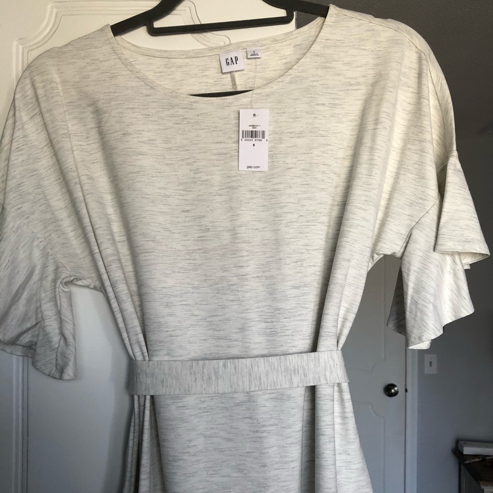 Dress - Picture 6 of 9